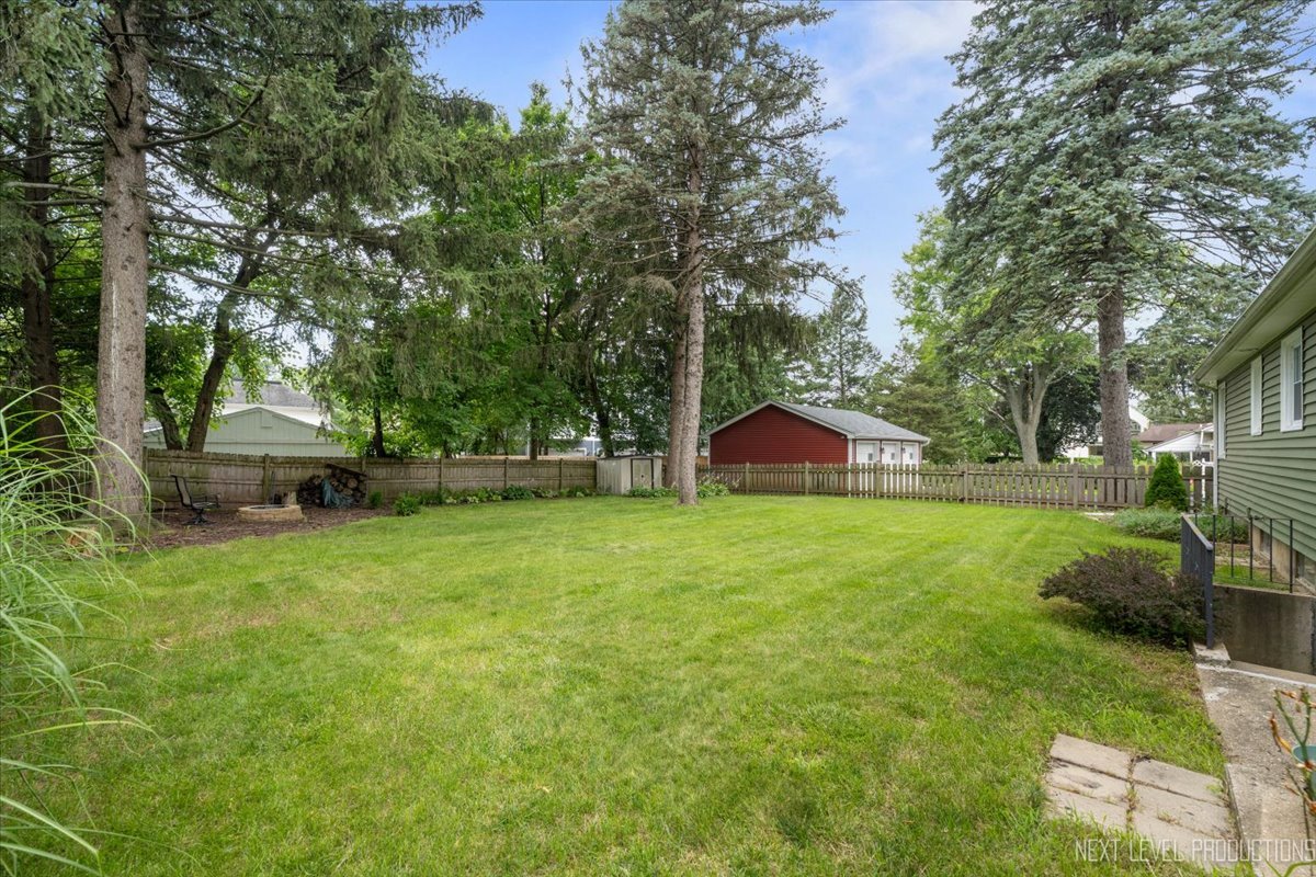 129 Weaver Drive, Cary, IL 60013