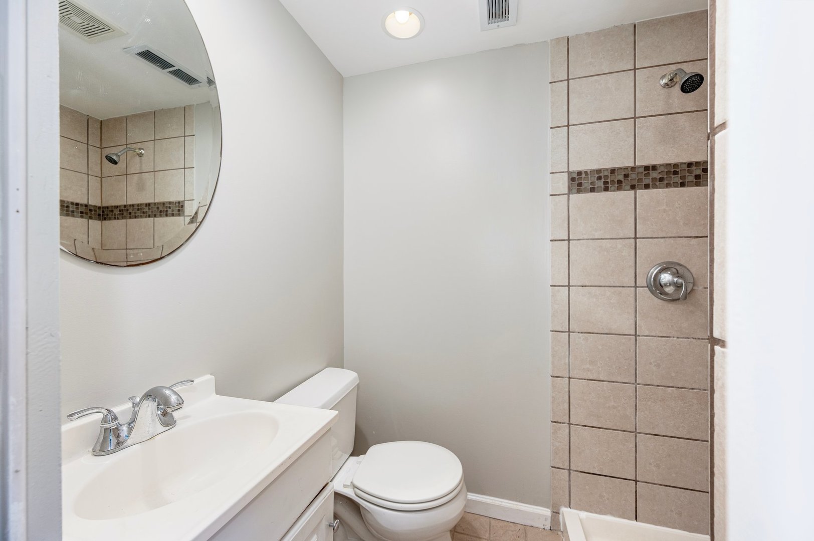 231 N Canyon Drive, Bolingbrook, IL 60490