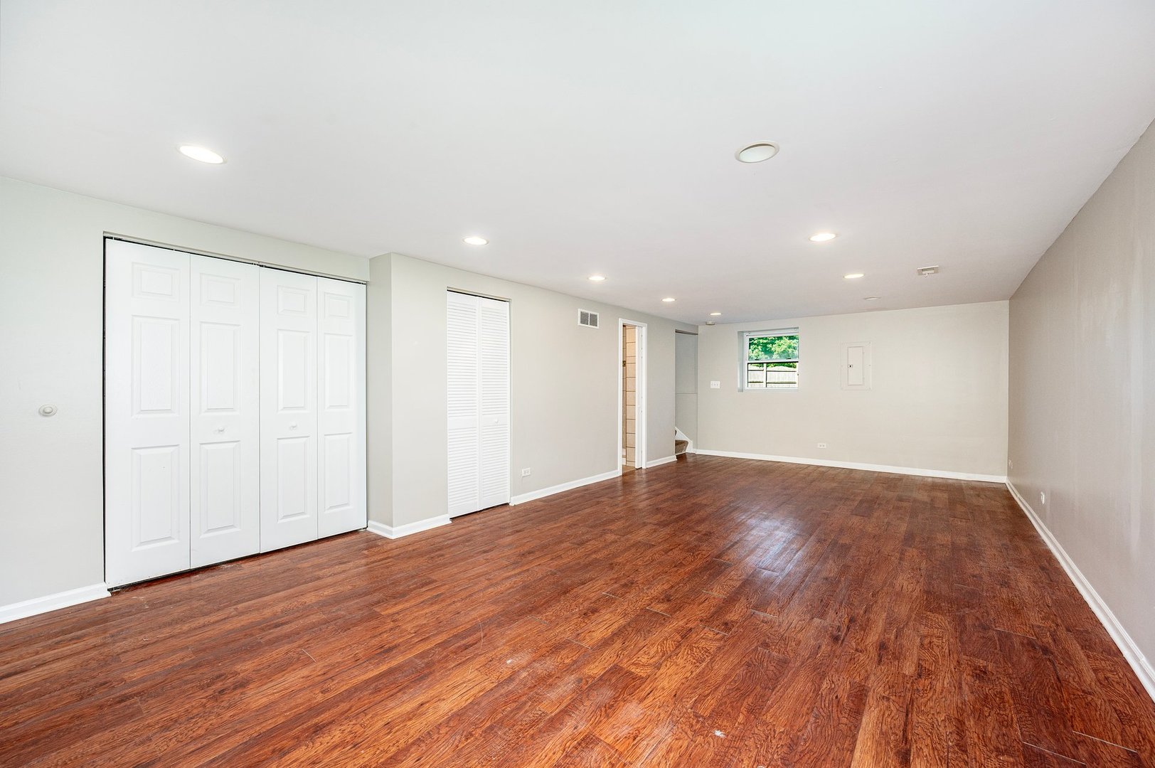 231 N Canyon Drive, Bolingbrook, IL 60490