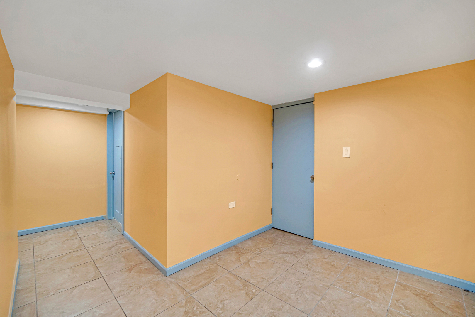 10 Le Moyne Parkway, Oak Park, IL 60302