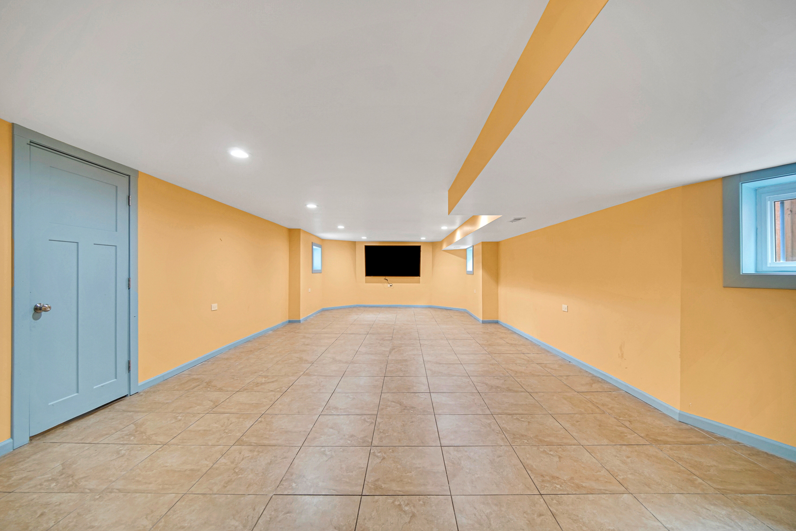 10 Le Moyne Parkway, Oak Park, IL 60302