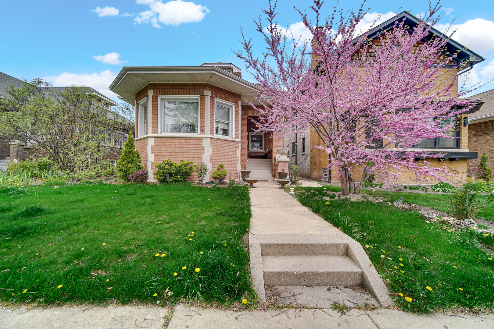 10 Le Moyne Parkway, Oak Park, IL 60302