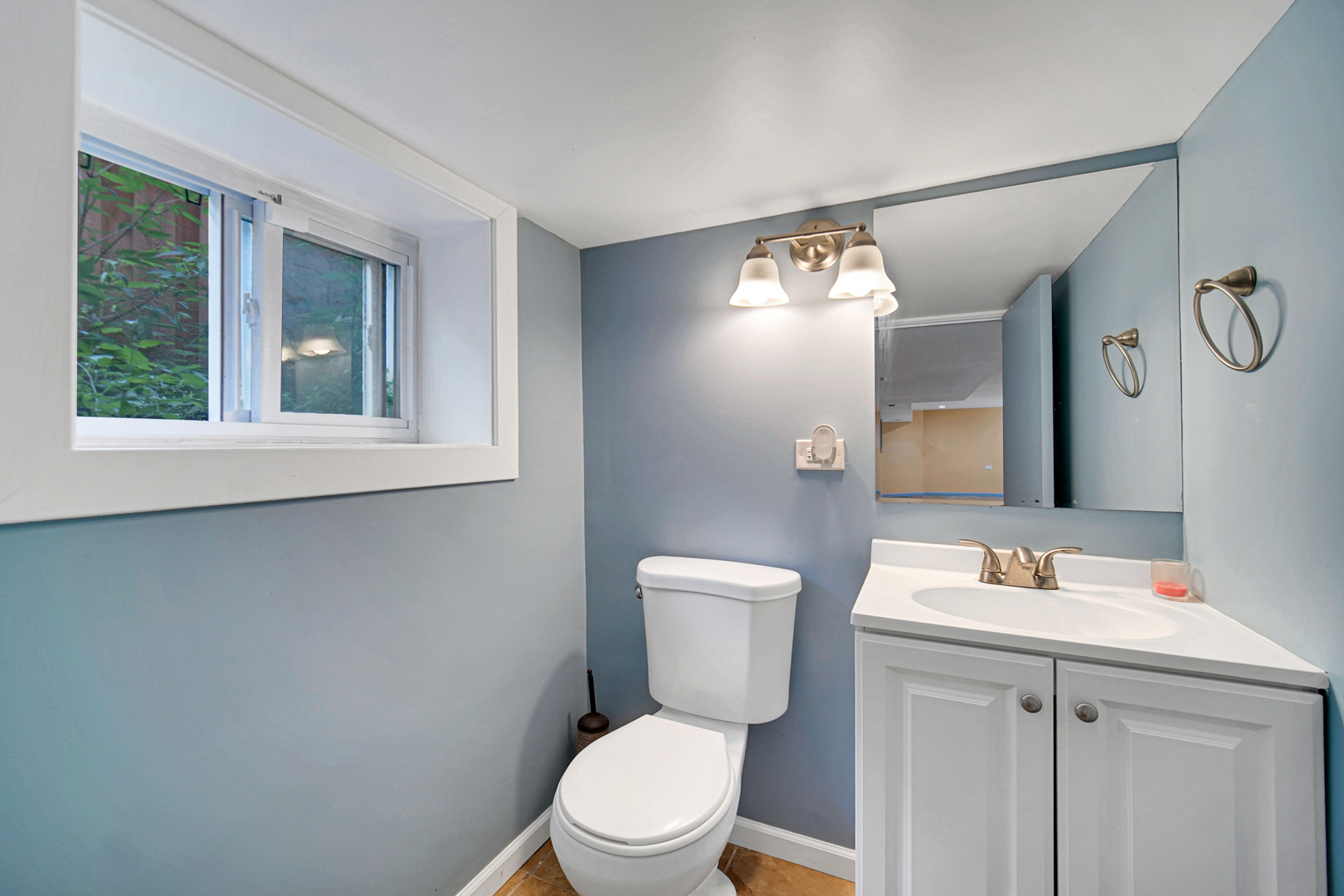 10 Le Moyne Parkway, Oak Park, IL 60302
