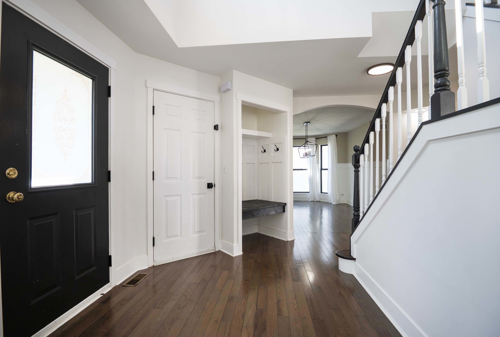 1536 Trails End Lane, Bolingbrook, IL 60490