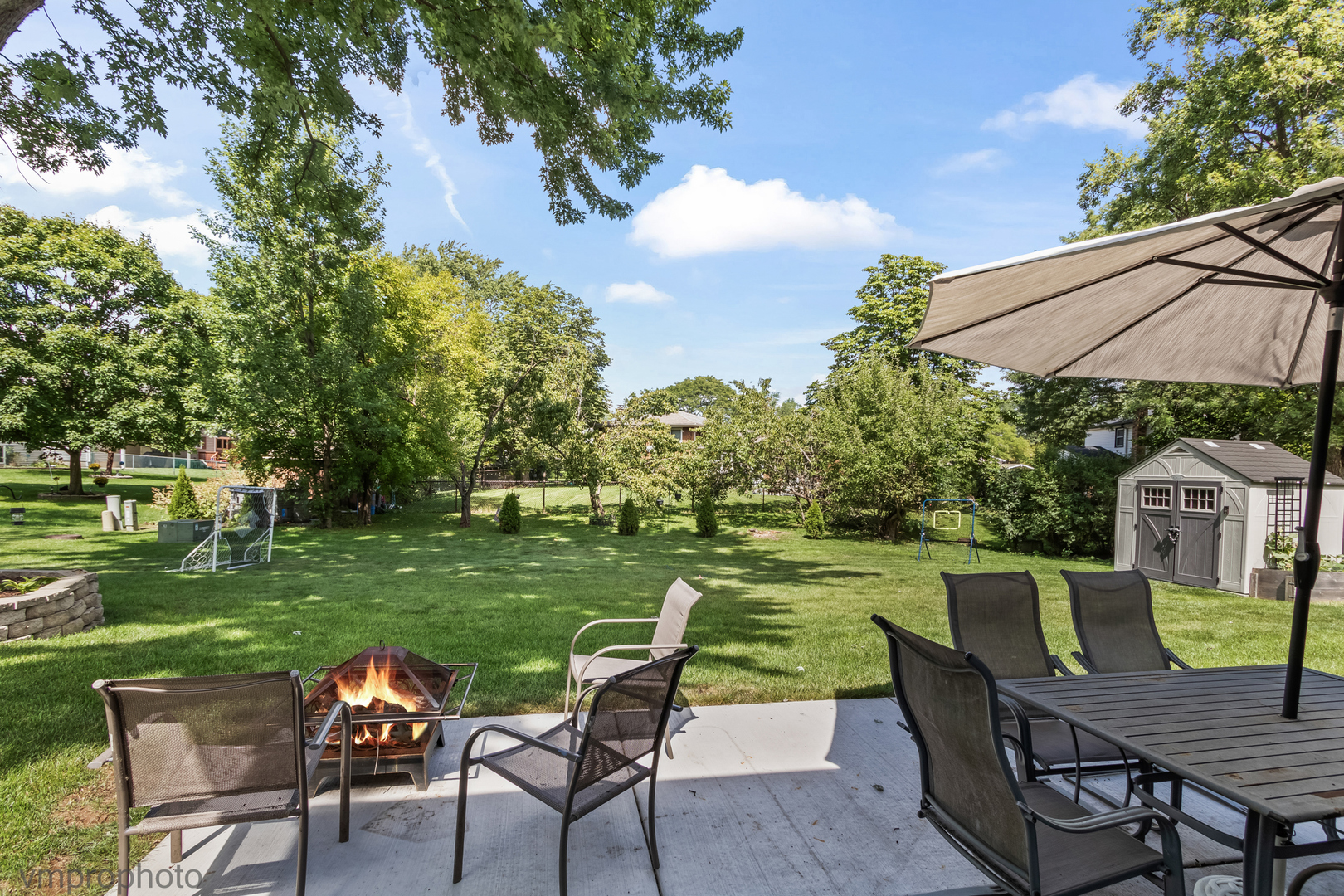 1408 E Reynolds Drive, Palatine, IL 60074