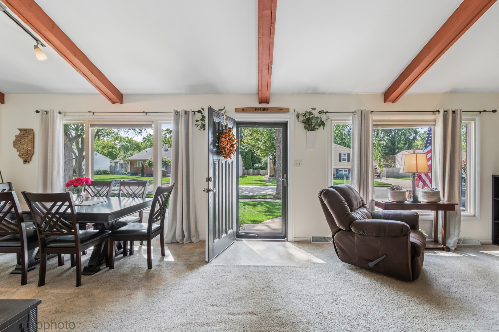 1408 E Reynolds Drive, Palatine, IL 60074