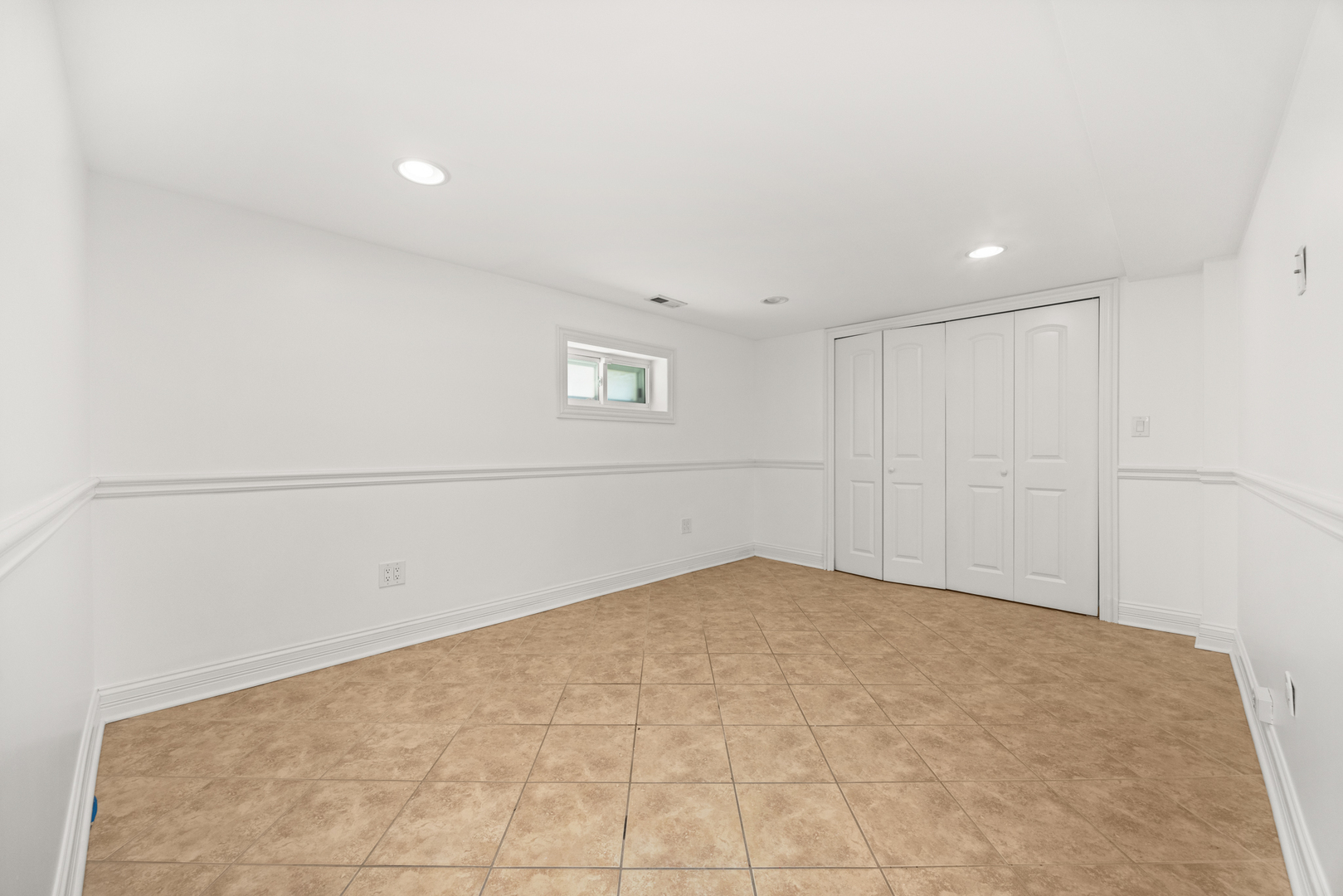 6613 S Kenneth Avenue, Chicago, IL 60629