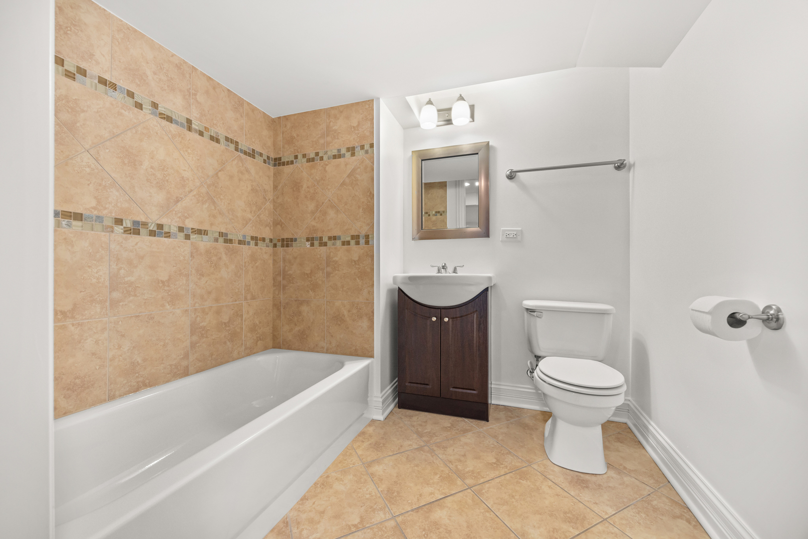 6613 S Kenneth Avenue, Chicago, IL 60629