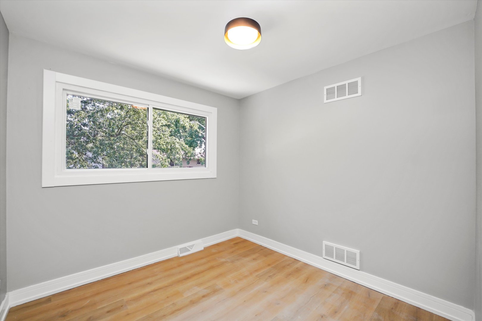 1635 216th Street, Sauk Village, IL 60411