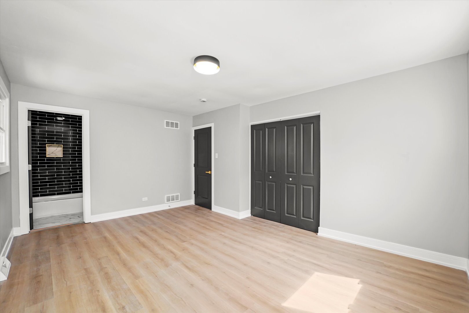 1635 216th Street, Sauk Village, IL 60411