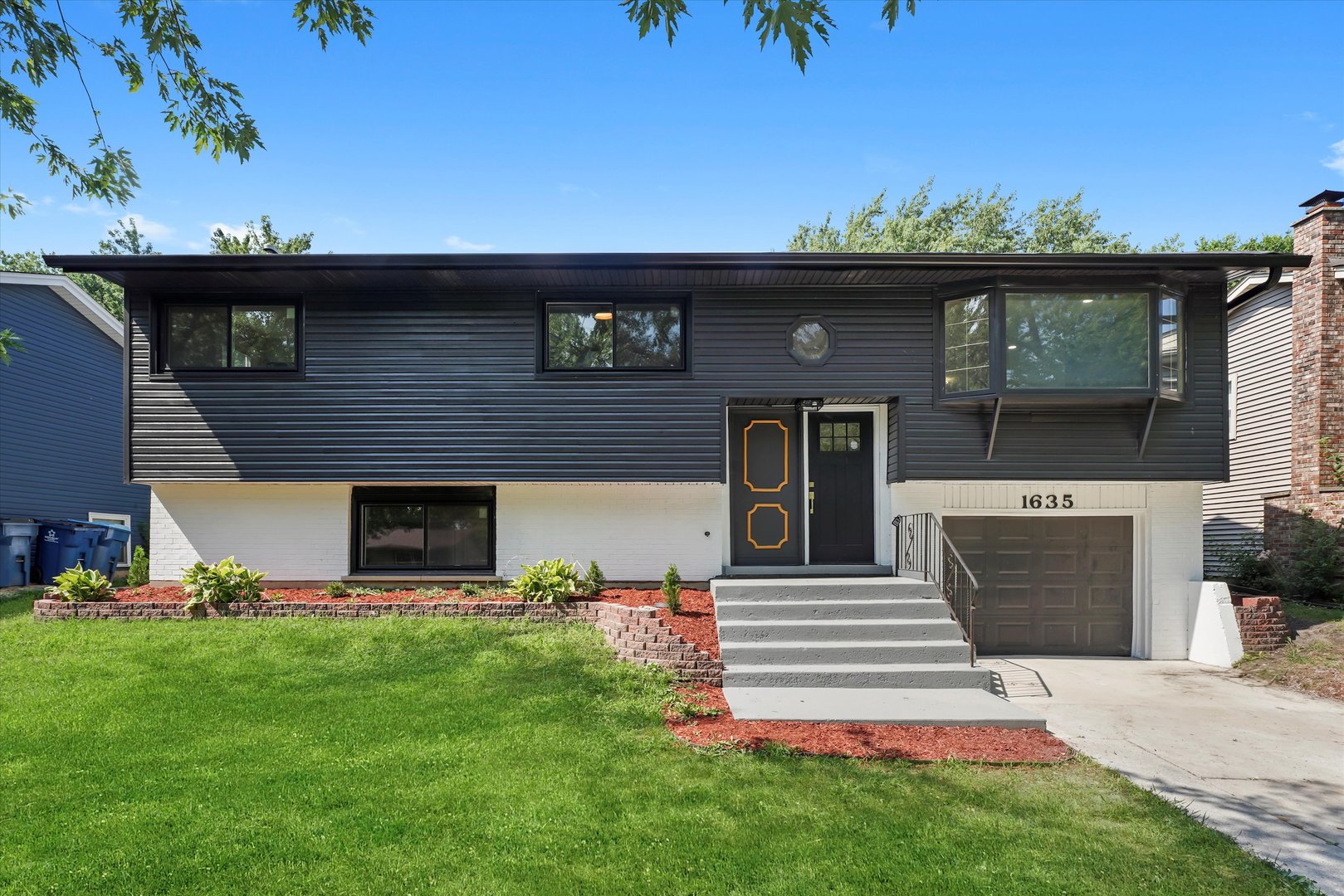 1635 216th Street, Sauk Village, IL 60411
