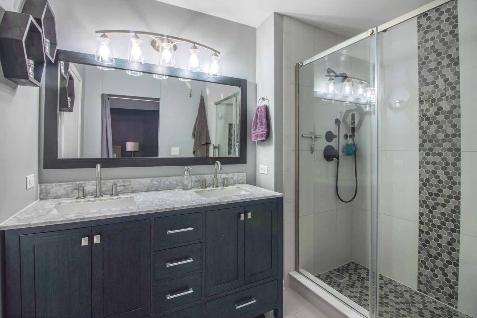 7030 Creekside Drive #7030, Plainfield, IL 60586