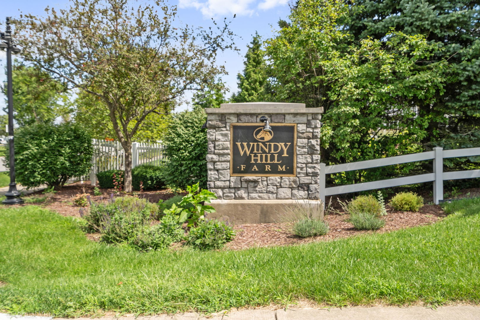 21437 Breton Road, Frankfort, IL 60423