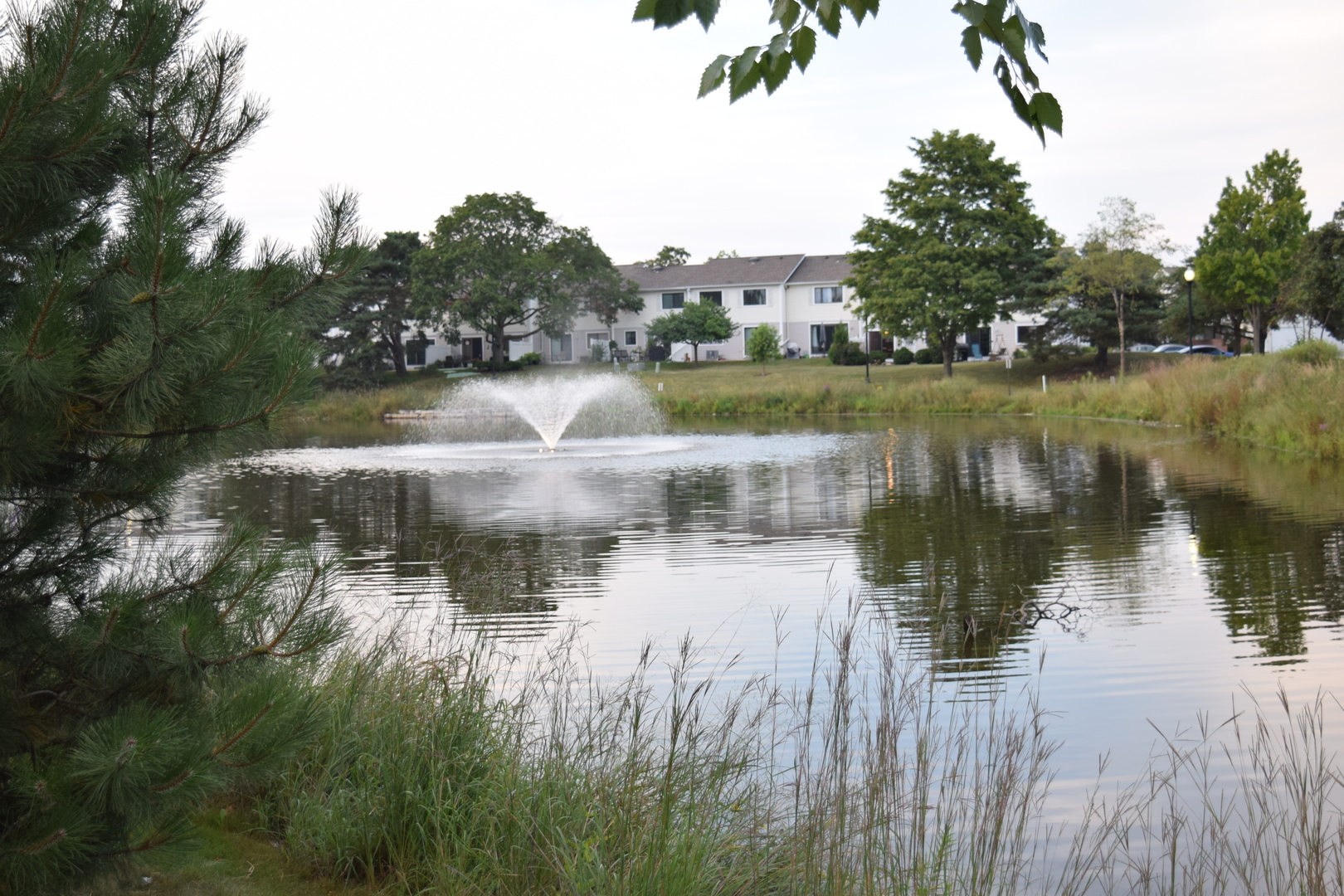 742 Edgelake Point, Schaumburg, IL 60194