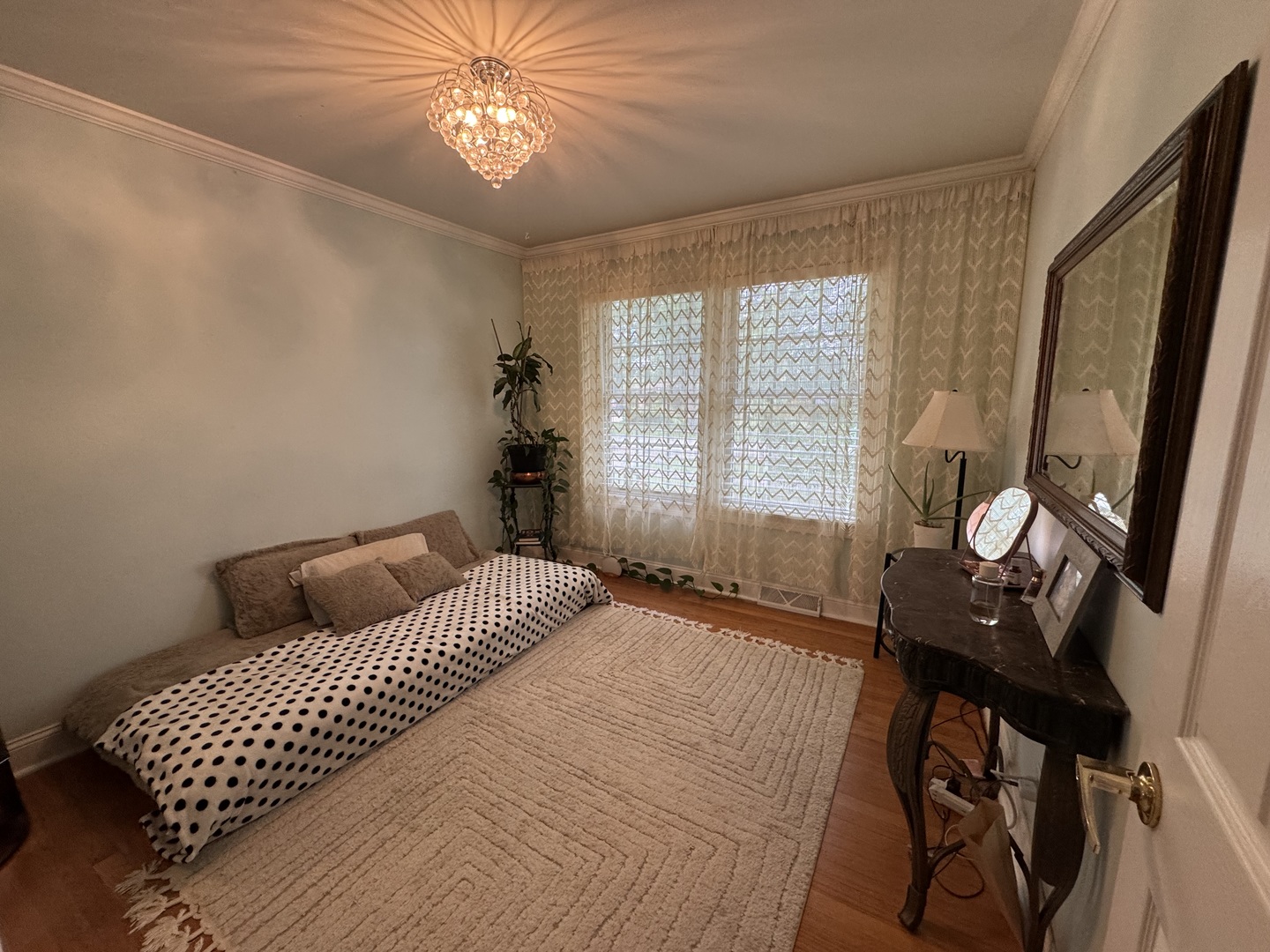 1106 S Robert Drive, Mount Prospect, IL 60056