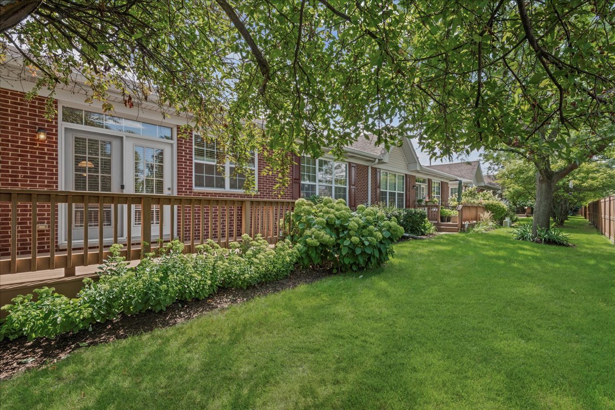 2813 Bond Circle, Naperville, IL 60563