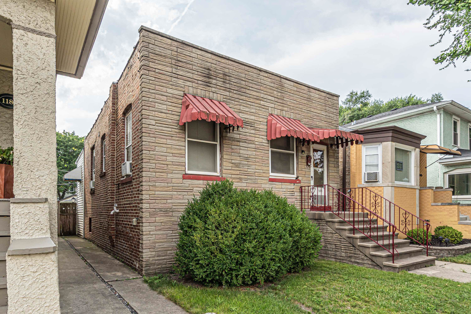 1183 S Scoville Avenue, Oak Park, IL 60304