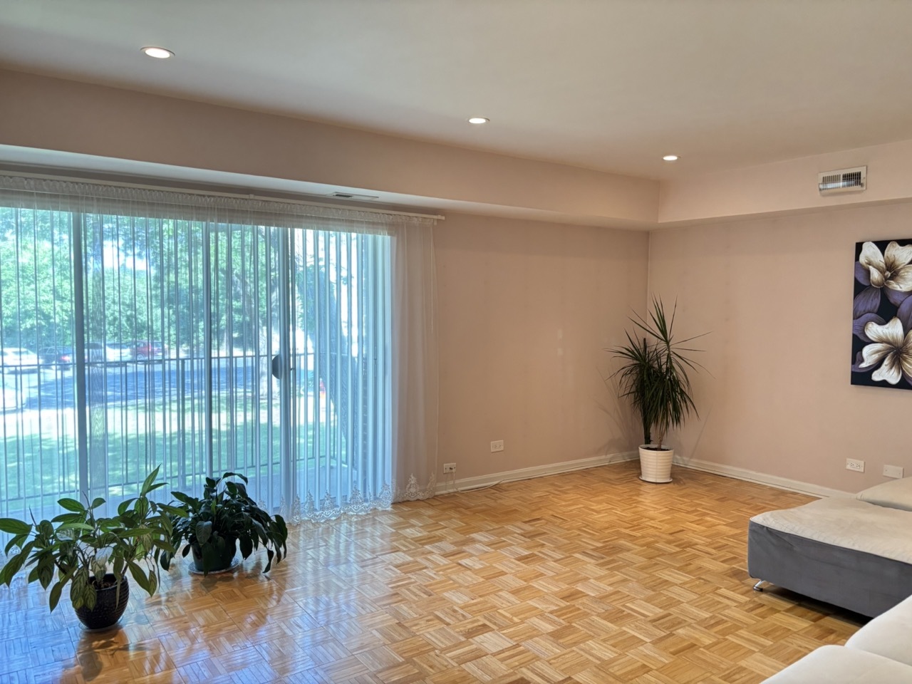 1430 Sandstone Drive #202, Wheeling, IL 60090