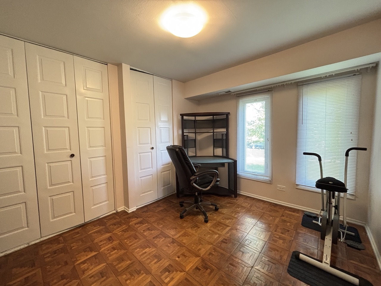 1430 Sandstone Drive #202, Wheeling, IL 60090