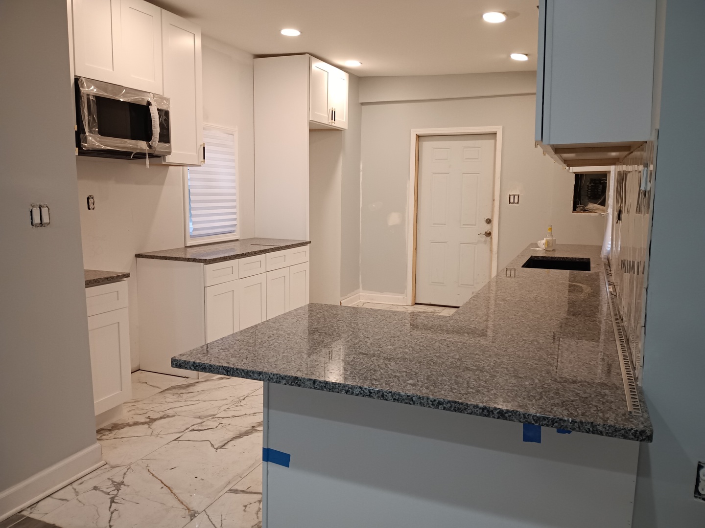 10217 S Lowe Avenue, Chicago, IL 60628