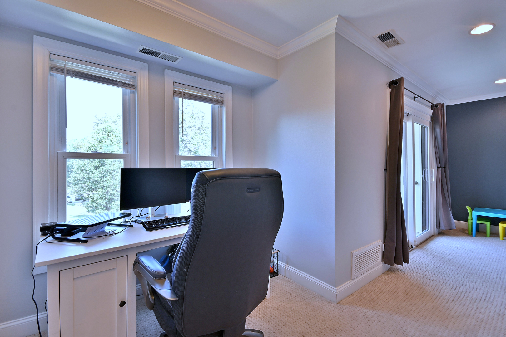 2149 Country Club Drive #13, Woodridge, IL 60517