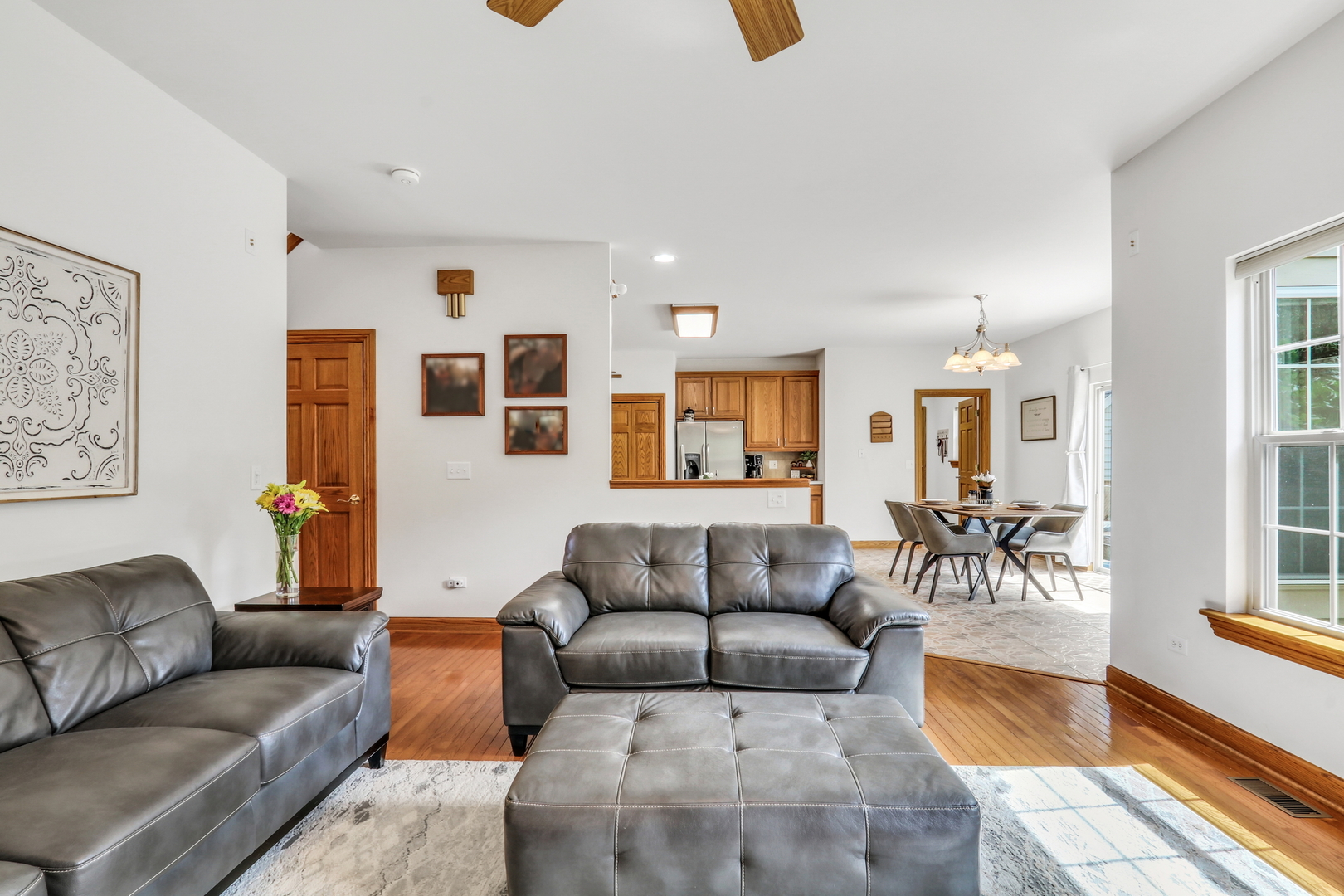 25073 W Megan Court, Lake Villa, IL 60046