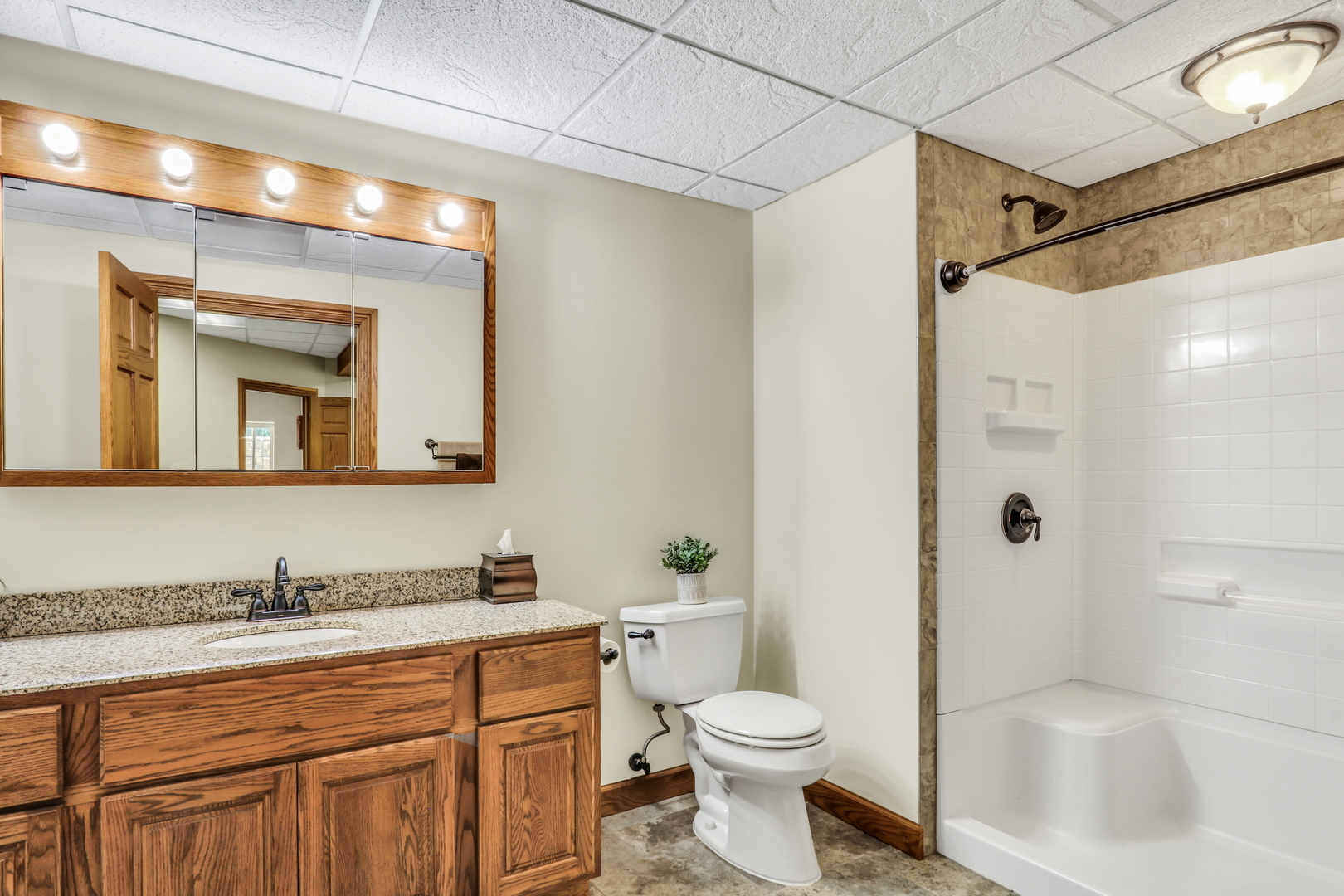 25073 W Megan Court, Lake Villa, IL 60046