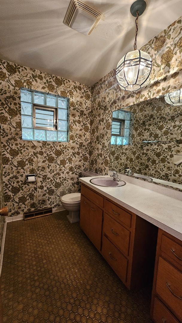 5400 W 85th Street, Burbank, IL 60459