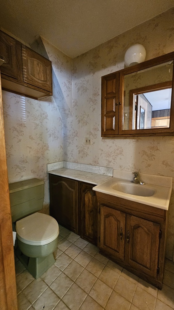 5400 W 85th Street, Burbank, IL 60459