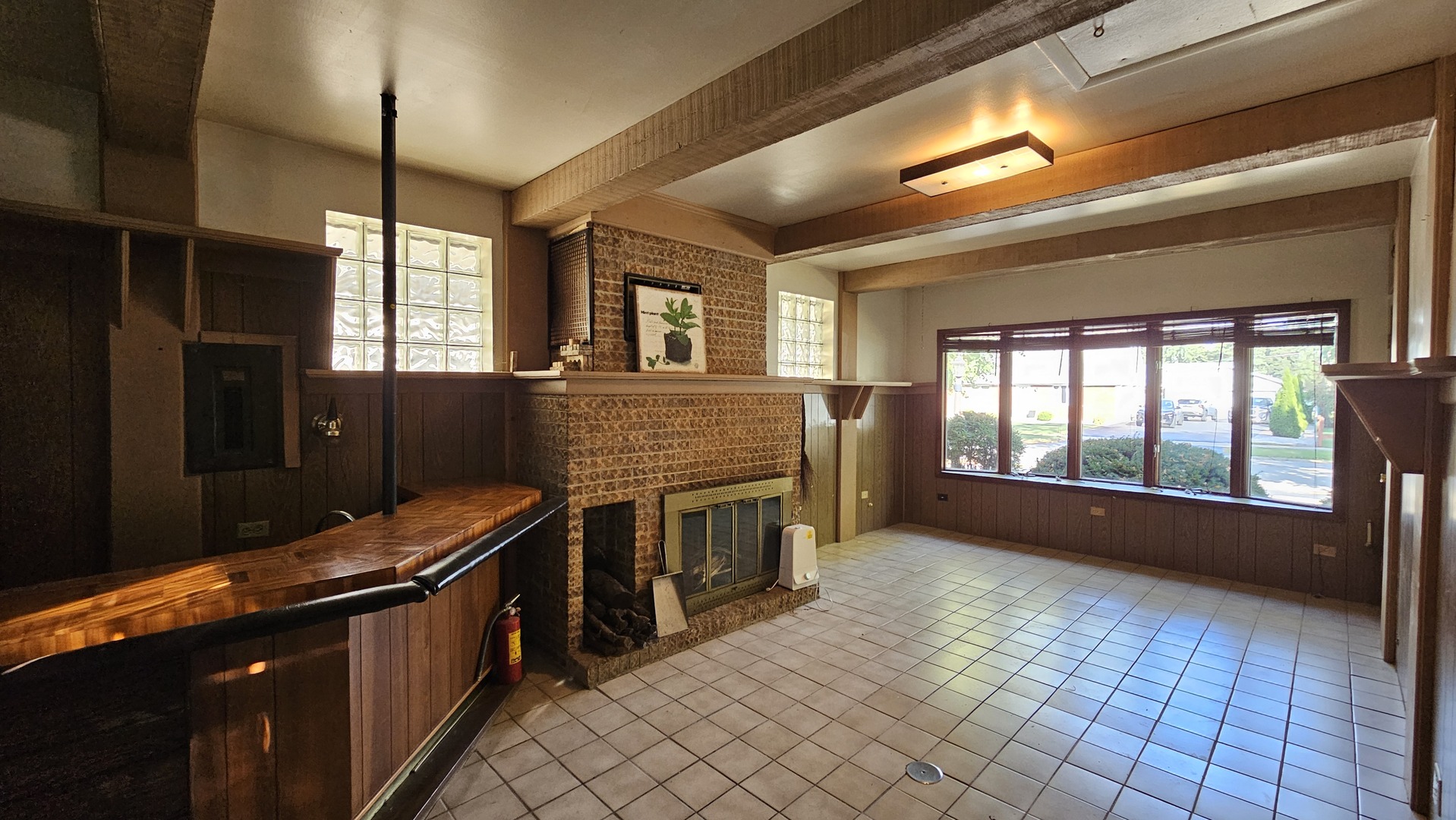 5400 W 85th Street, Burbank, IL 60459