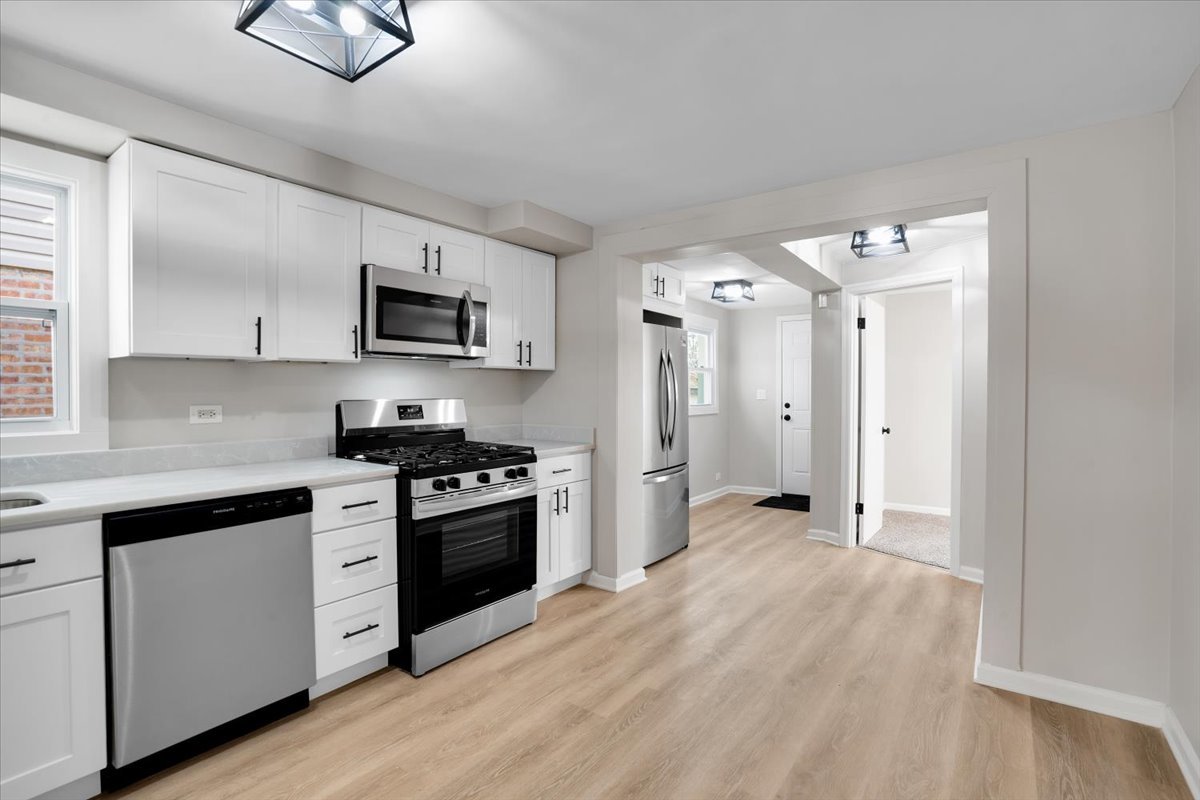 10854 S Union Avenue, Chicago, IL 60628