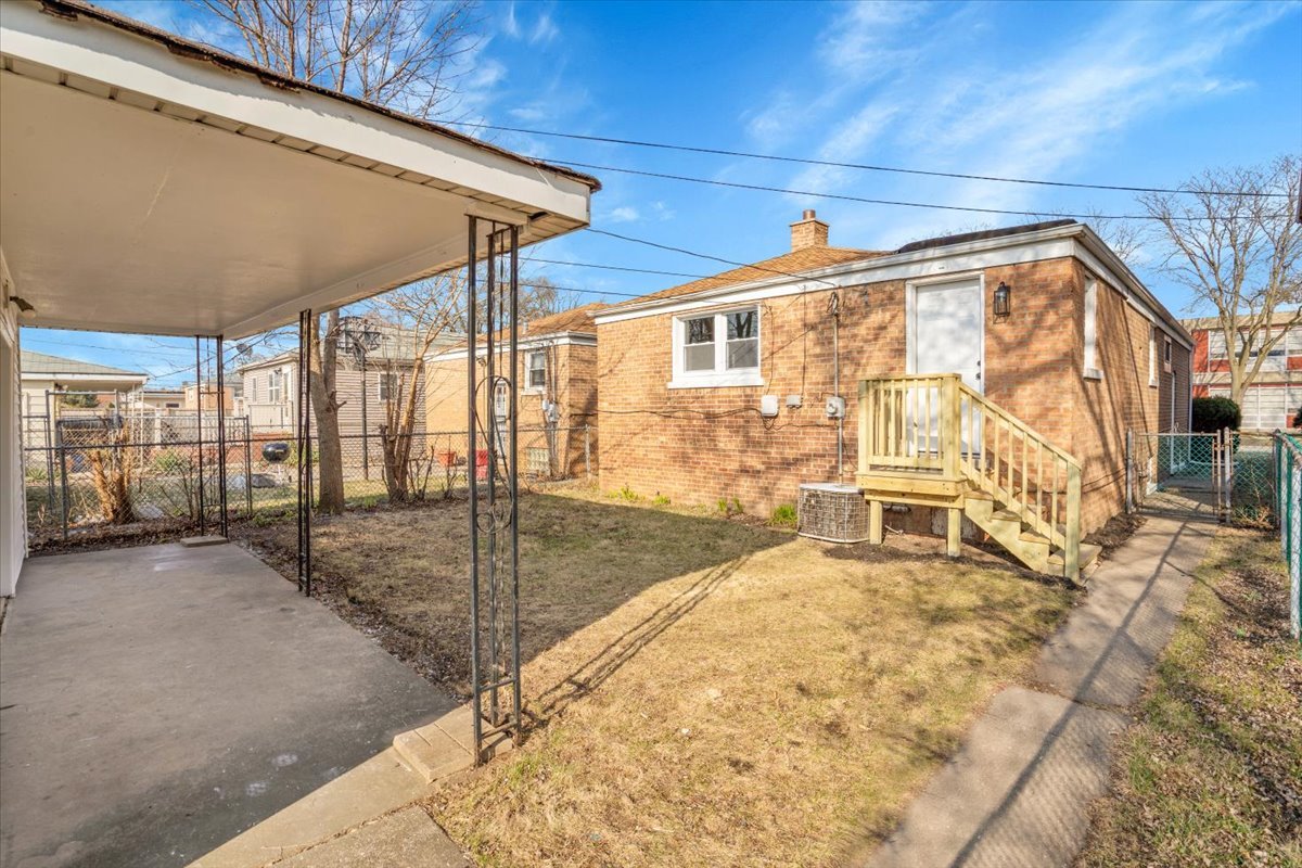 10854 S Union Avenue, Chicago, IL 60628