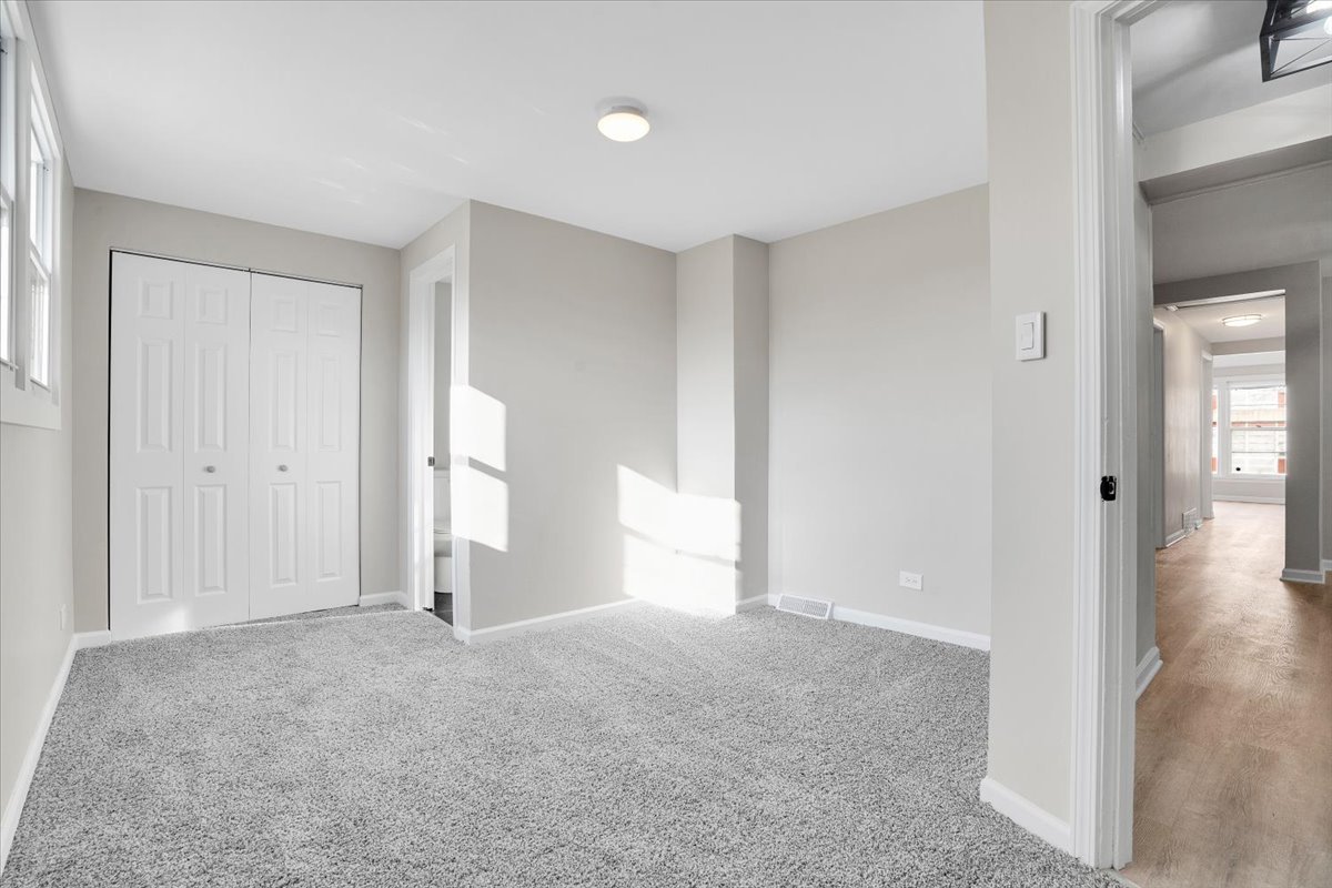 10854 S Union Avenue, Chicago, IL 60628
