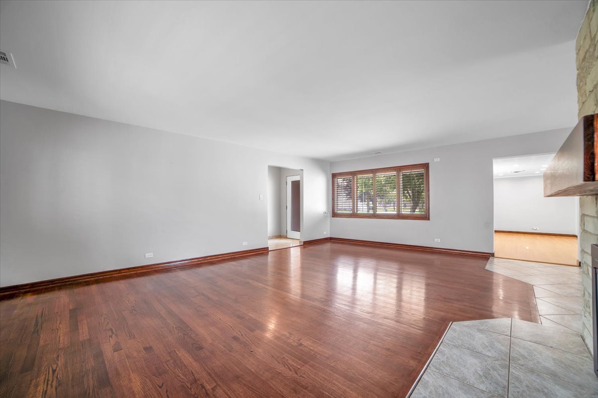 1303 Rice Street, Melrose Park, IL 60160