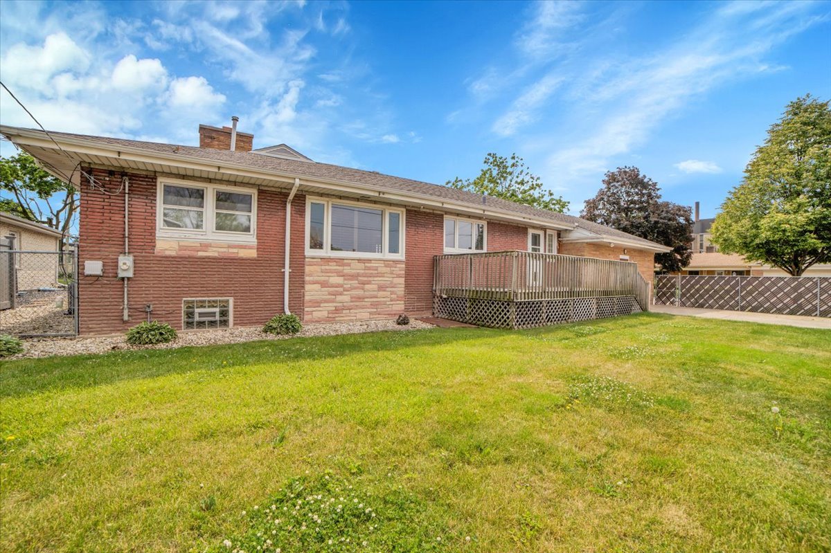 1303 Rice Street, Melrose Park, IL 60160