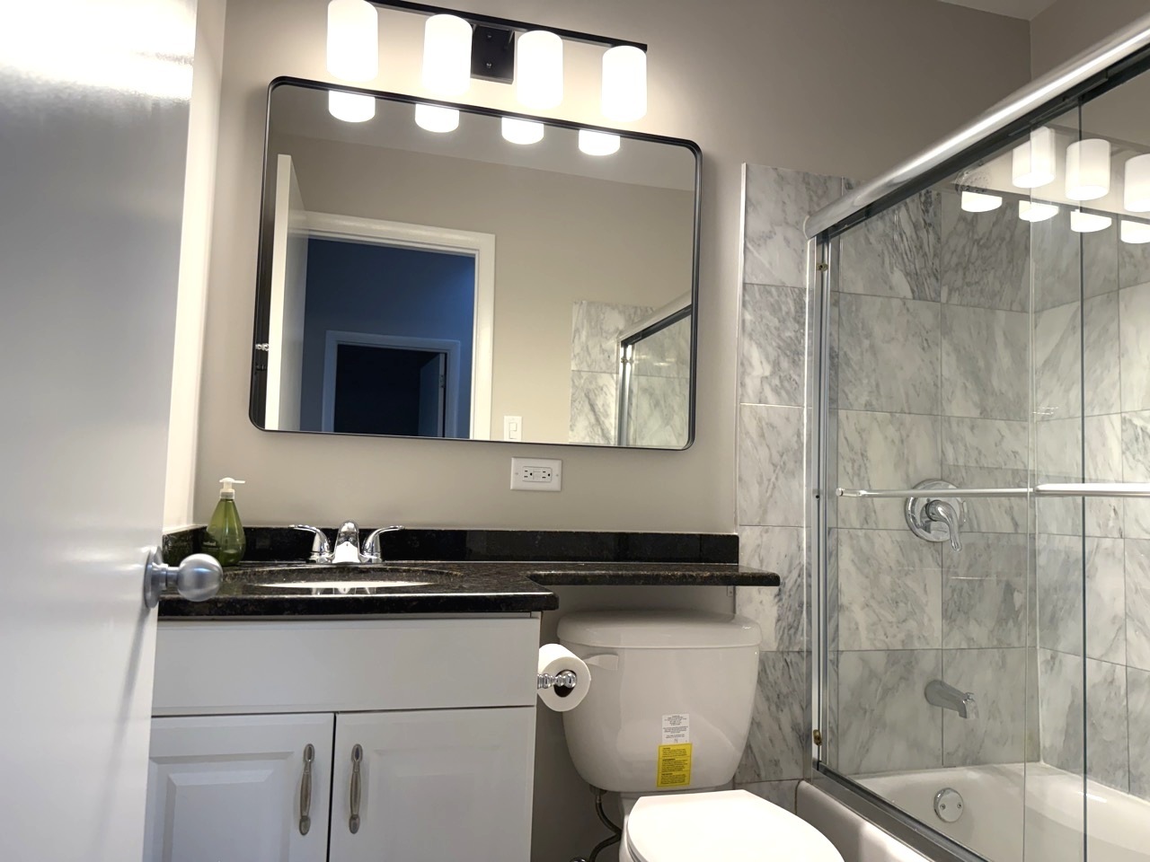 648 W BELDEN Avenue #A, Chicago, IL 60614
