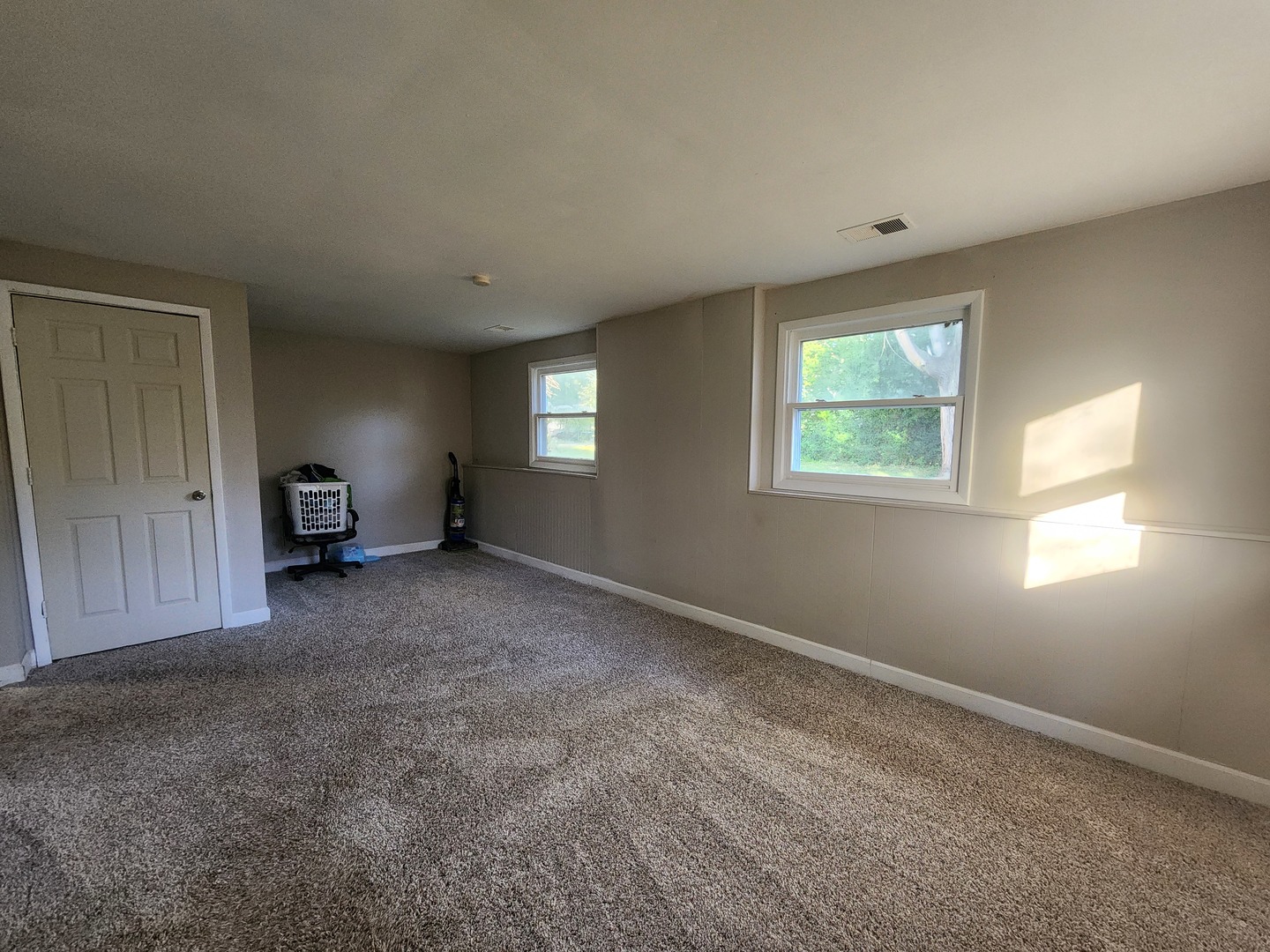 905 Buena Vista Drive, Round Lake Beach, IL 60073