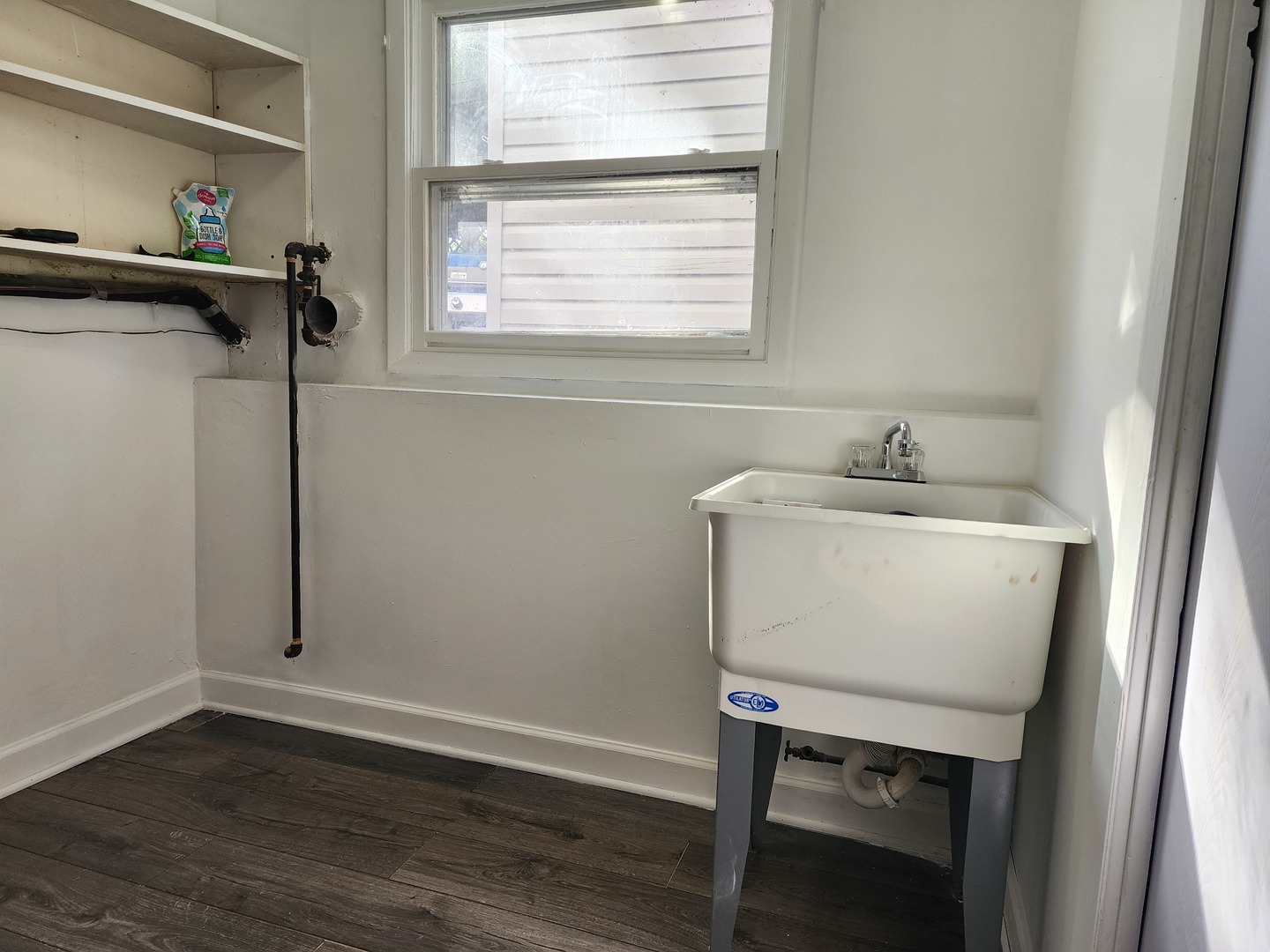 905 Buena Vista Drive, Round Lake Beach, IL 60073