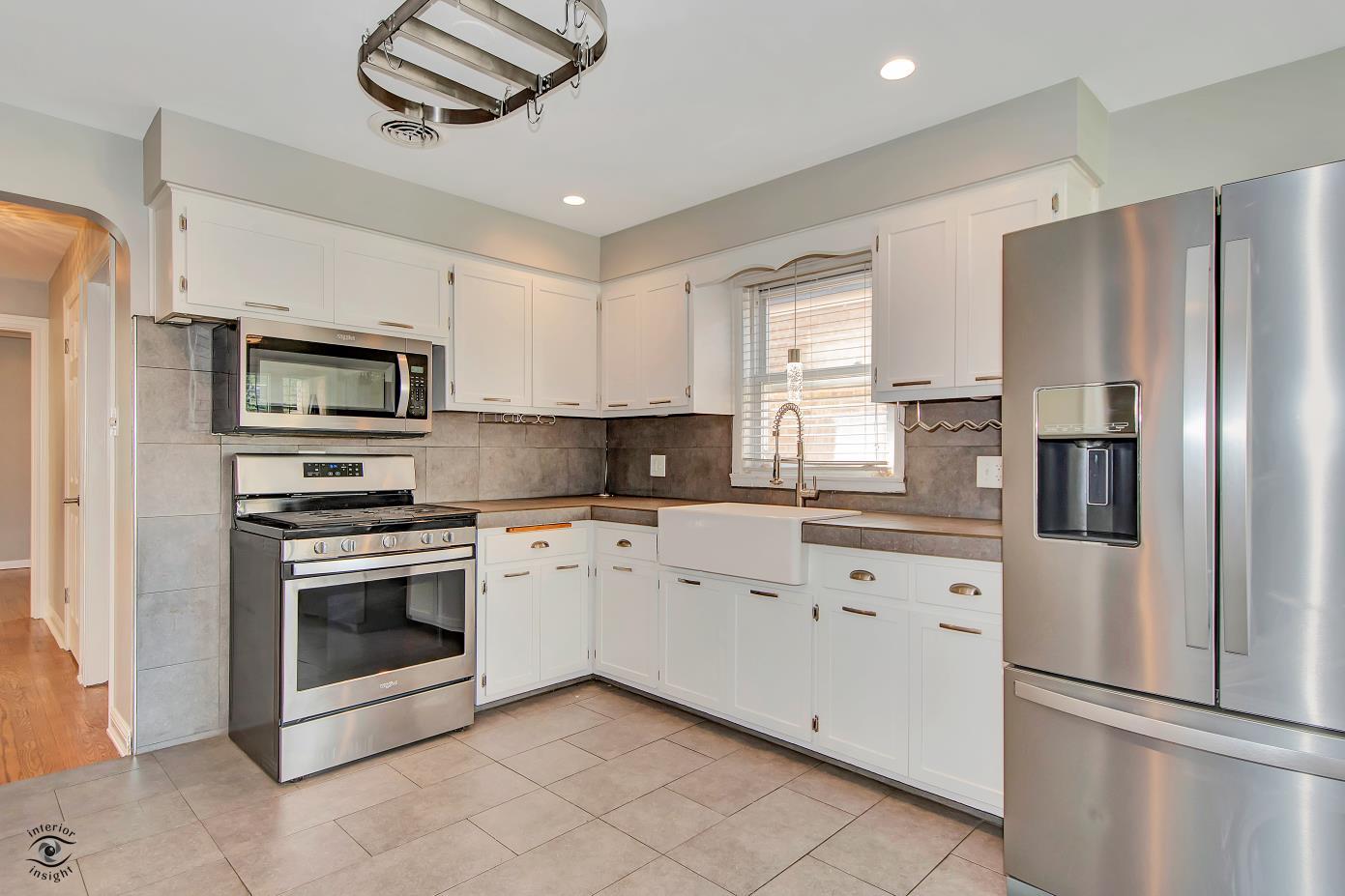 10348 S Rhodes Avenue, Chicago, IL 60628