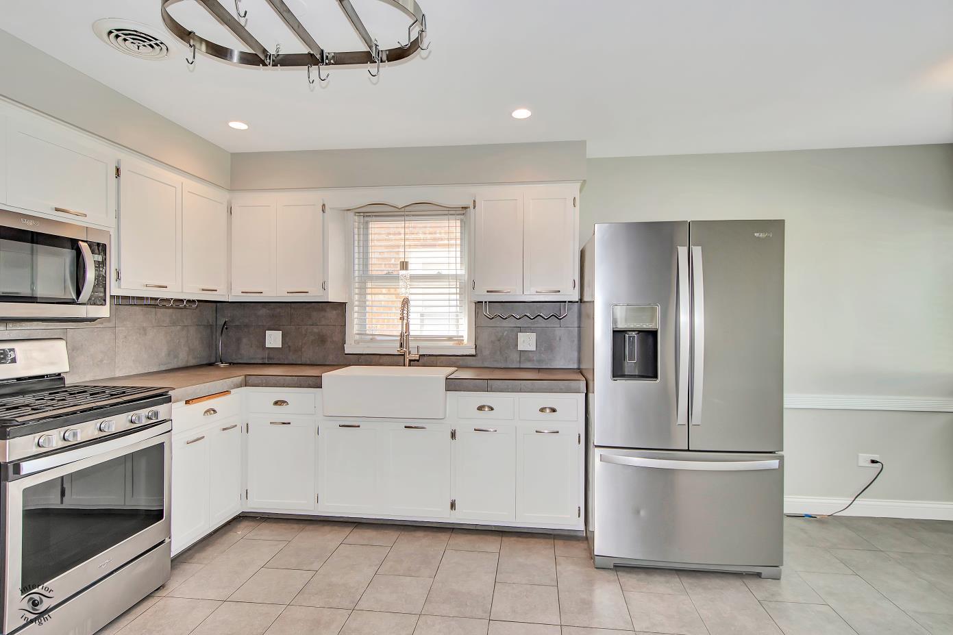 10348 S Rhodes Avenue, Chicago, IL 60628