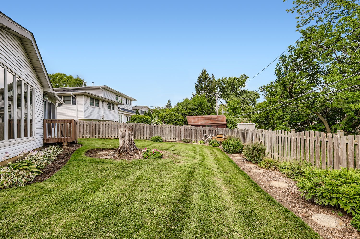 1410 W Lexington Drive, Arlington Heights, IL 60004