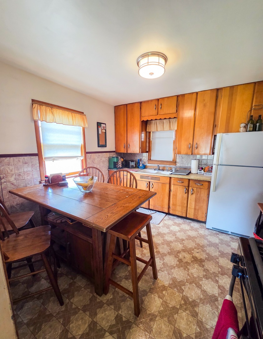 1319 N William Street, Joliet, IL 60435