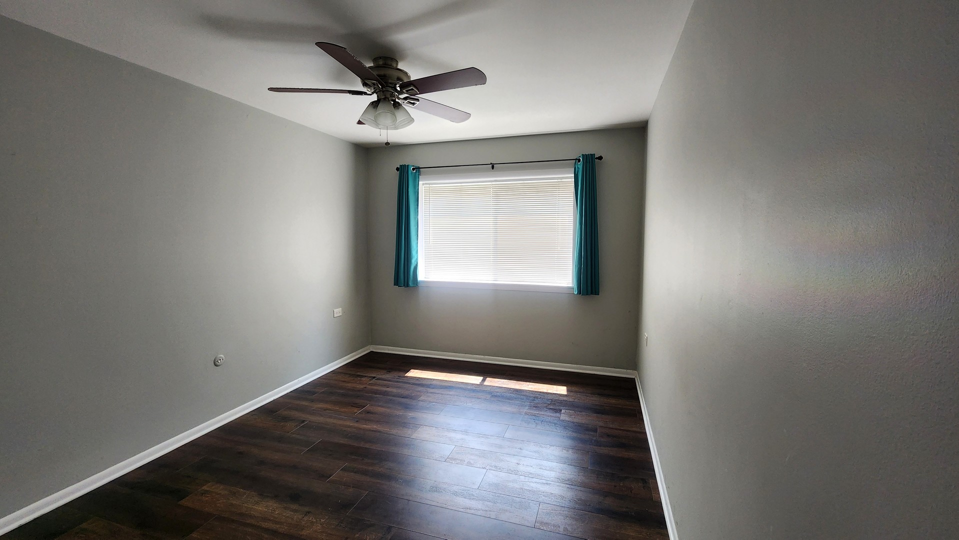 191 Hillcrest Terrace #1B, Bloomingdale, IL 60108