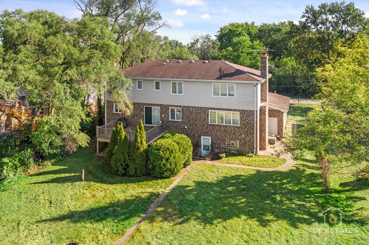 17W508 Hawthorne Avenue, Wood Dale, IL 60191