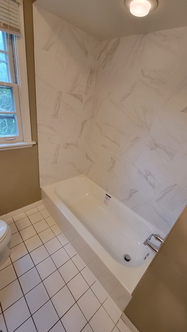 1121 Birkdale Court, Naperville, IL 60563