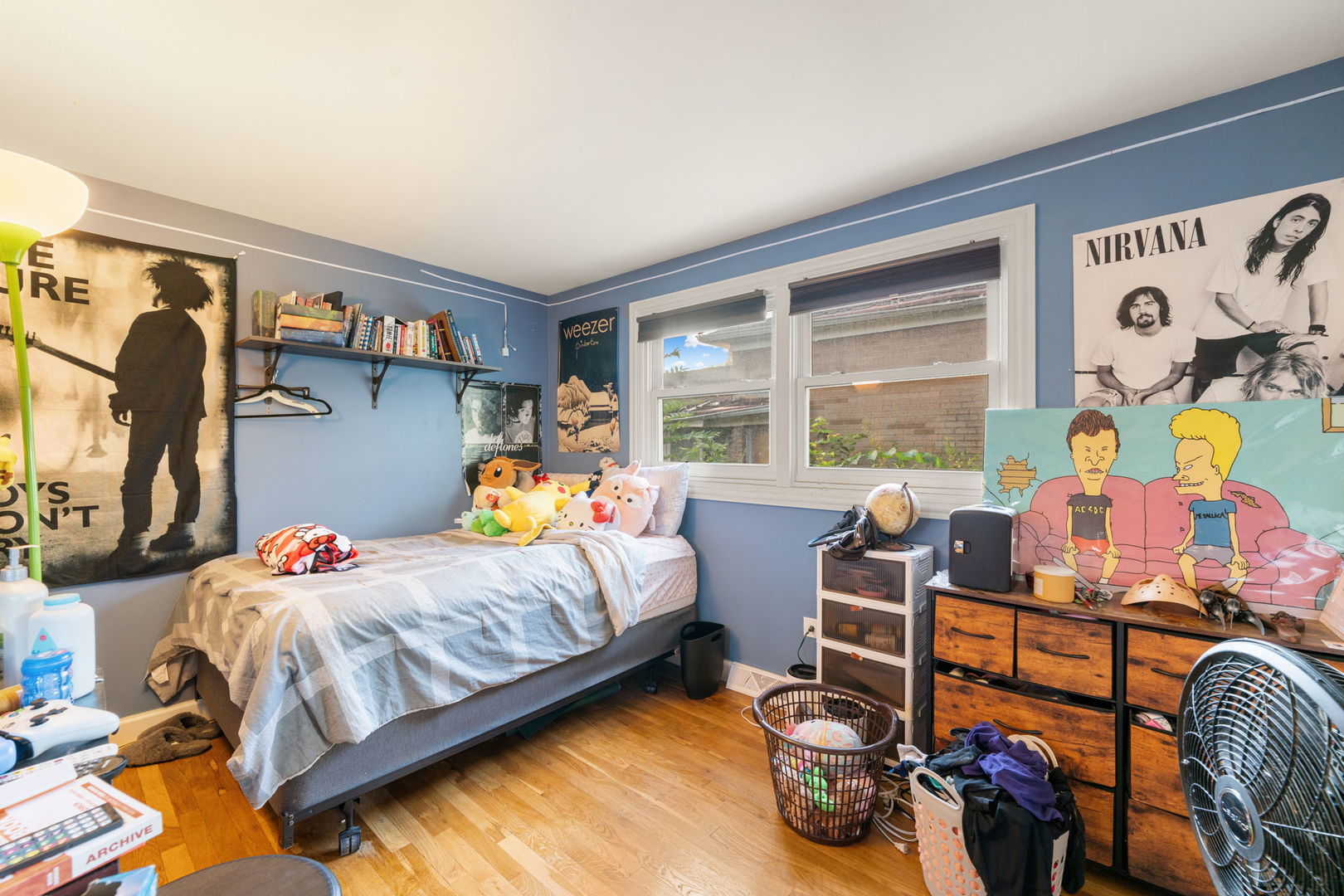 12915 S Houston Avenue, Chicago, IL 60633