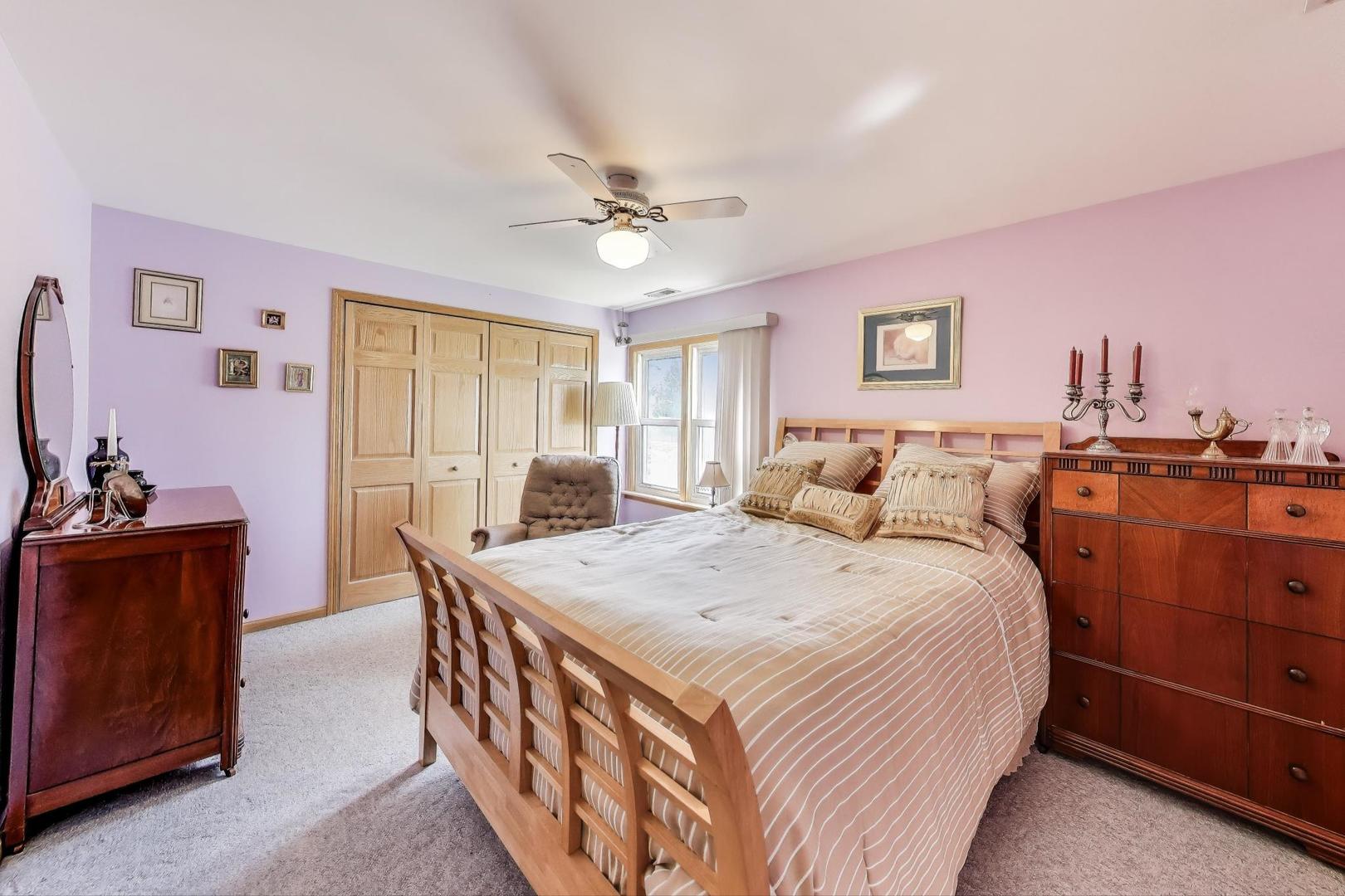 4962 N Oconto Avenue, Harwood Heights, IL 60706