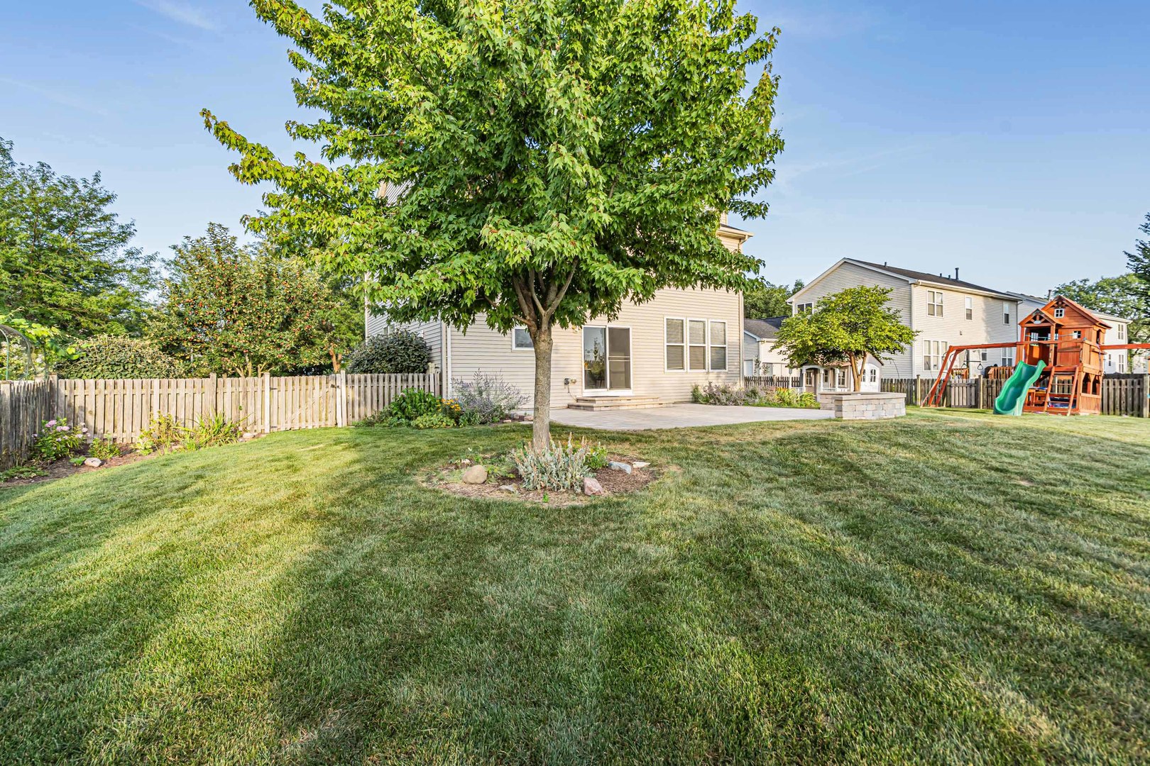 2513 SIMON Drive, Montgomery, IL 60538