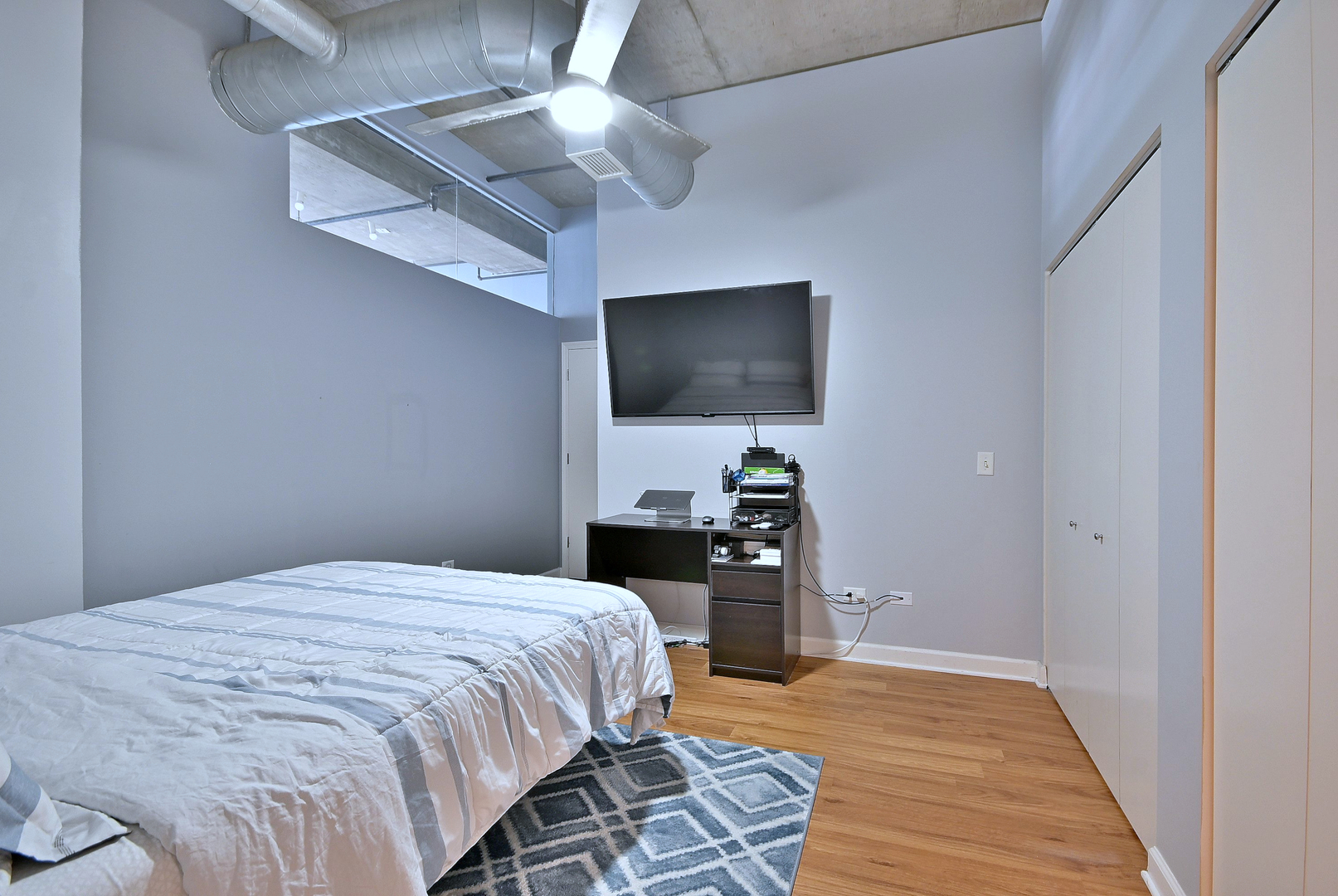 111 S Morgan Street #810, Chicago, IL 60607
