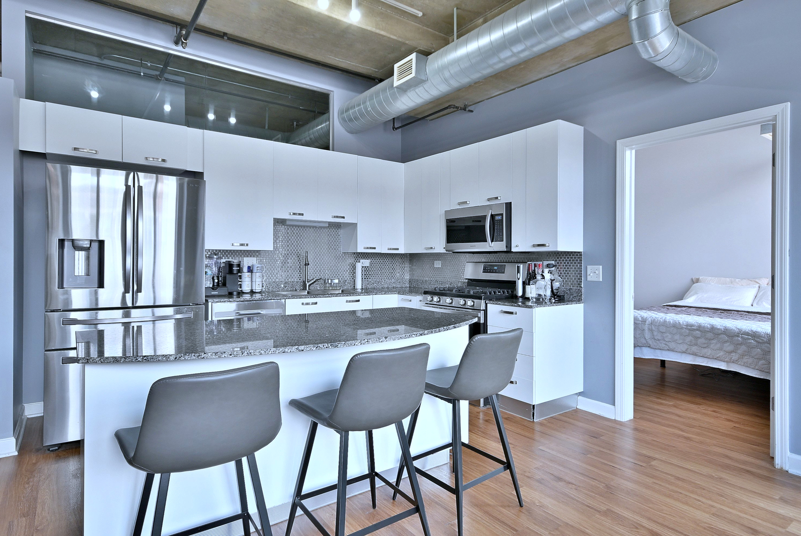 111 S Morgan Street #810, Chicago, IL 60607